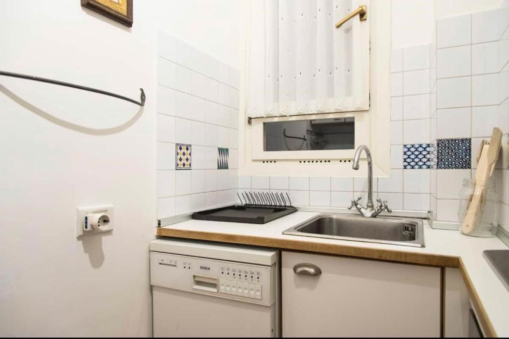 Joivy Classic Flat Near Basilica Di Sant'Ambrogio Apartment Milan Exterior photo